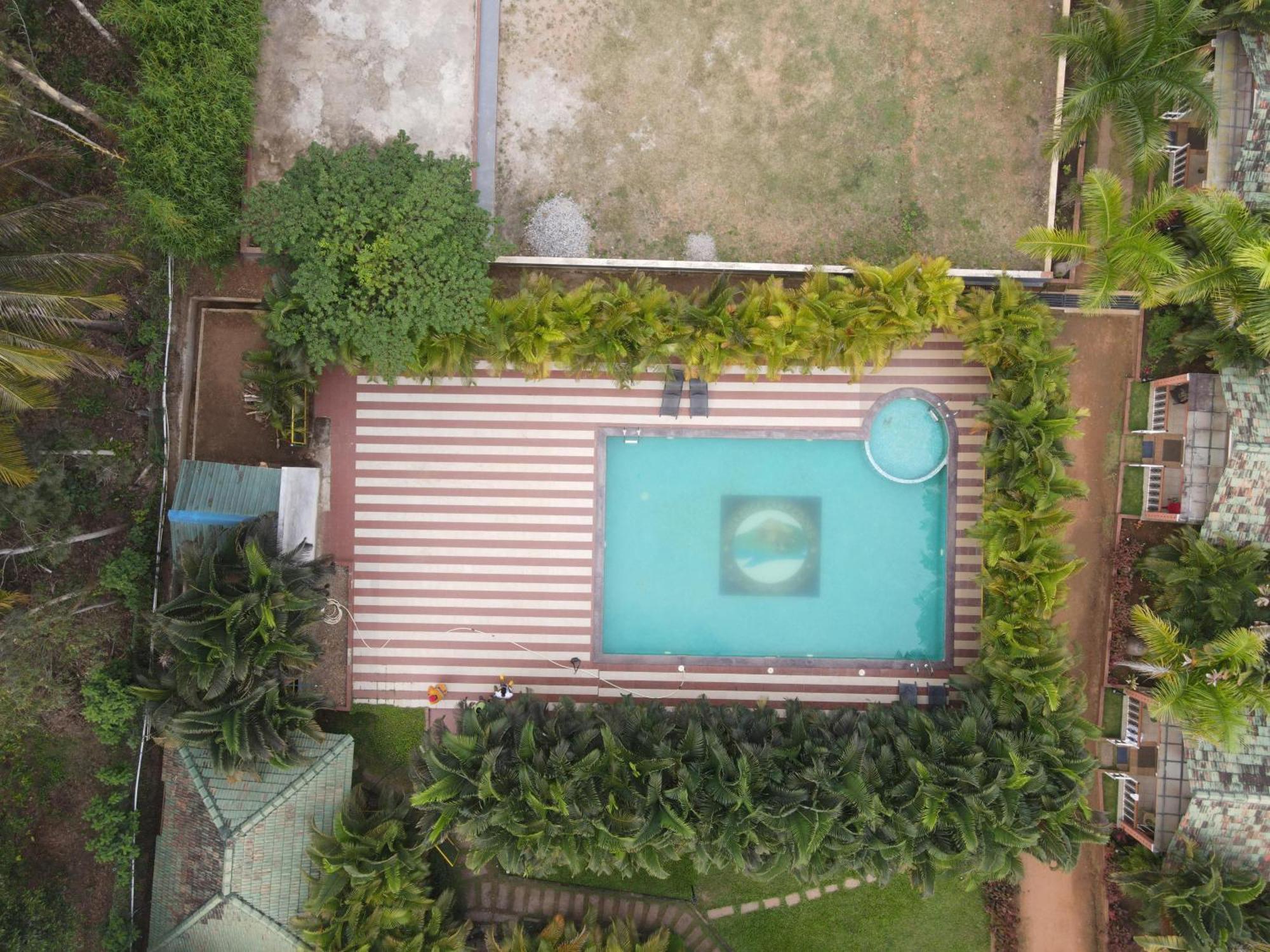 Coorg Nesara Hotel And Resort Kushalnagar Exterior photo