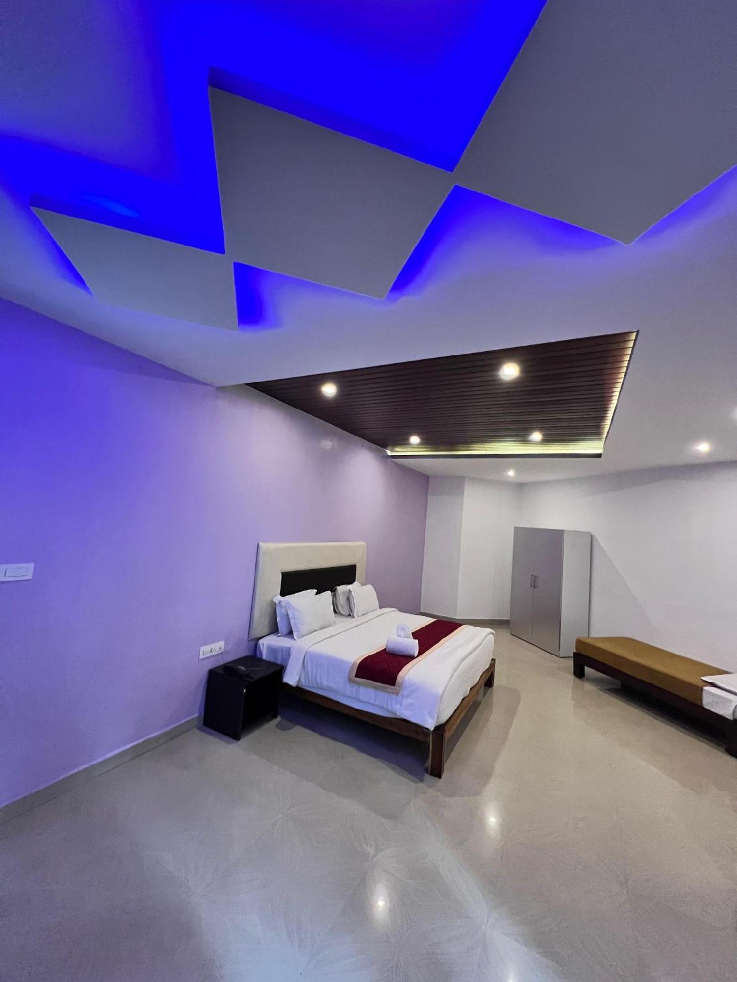 Coorg Nesara Hotel And Resort Kushalnagar Exterior photo